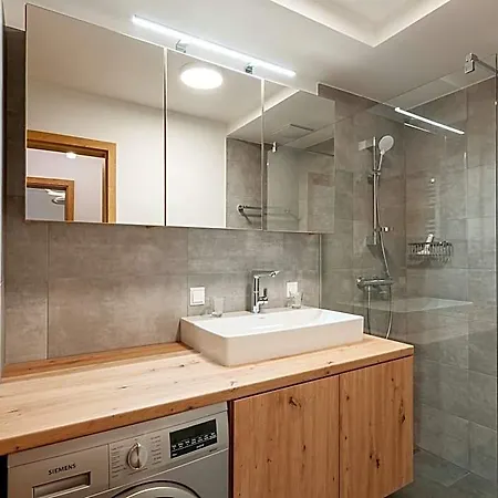 Hotell Near Area In 2*